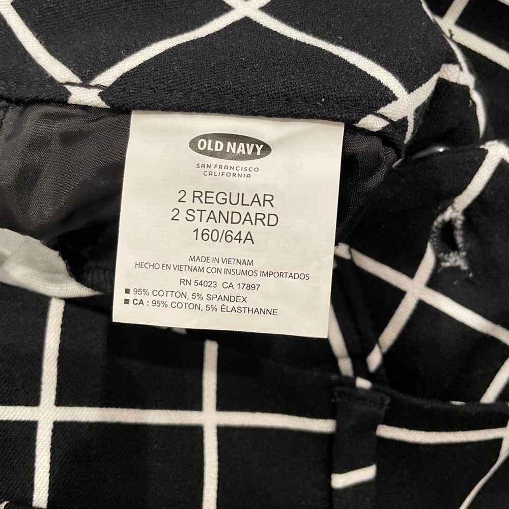 Old Navy Black Checked Pixie Pants 2 Regular New - image 4